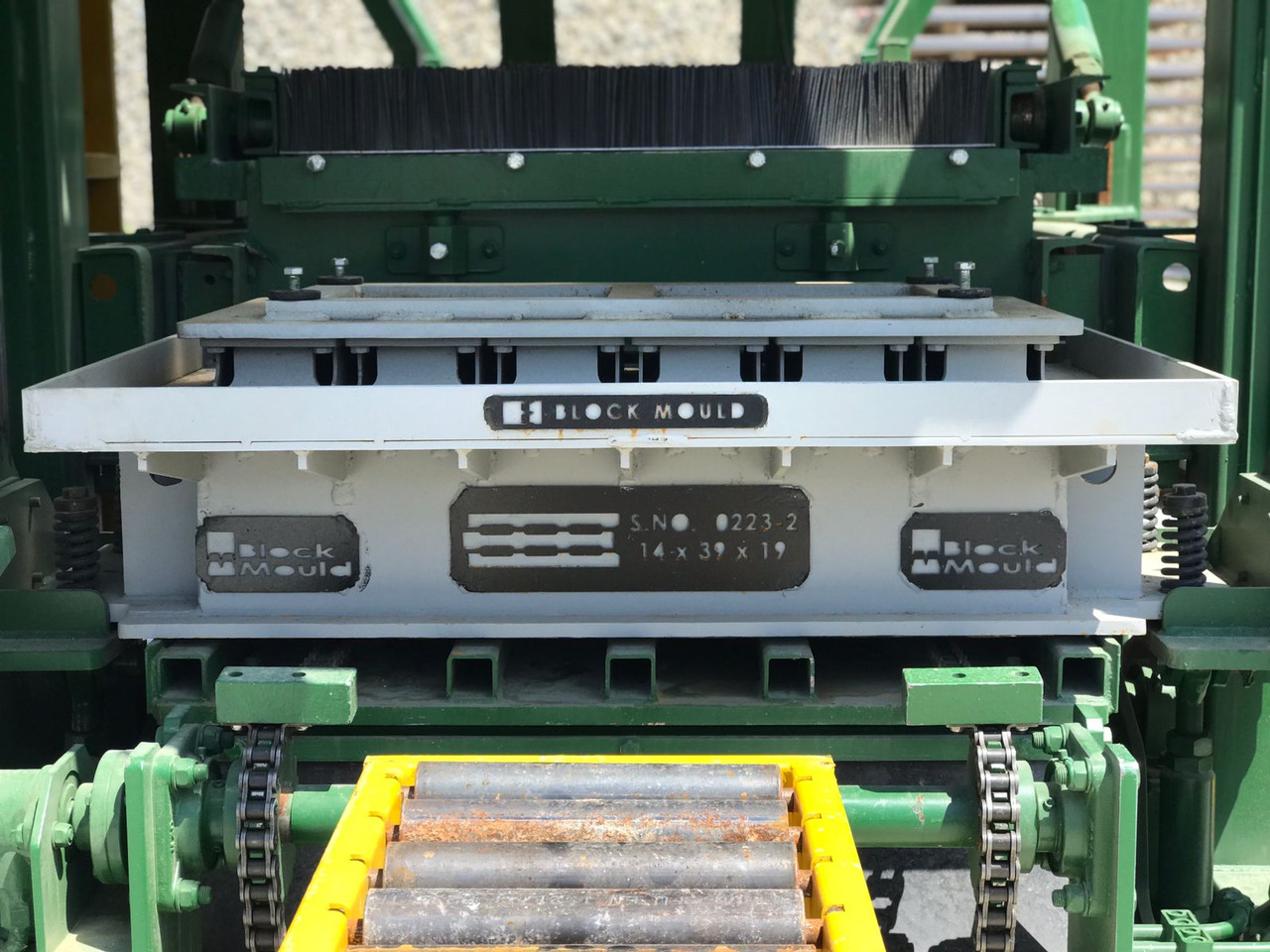 Economic Concrete Block Machine - Вибропресс: фото 5 Economic Concrete Block Machine - Вибропресс: фото 5