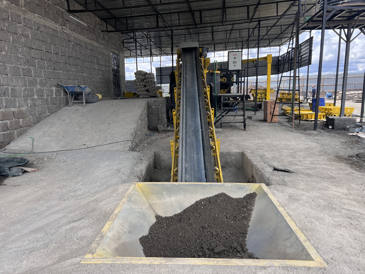 Вибропресс PRS-1000 Semi-Automatic Block Making Machine: фото 7 Вибропресс PRS-1000 Semi-Automatic Block Making Machine: фото 7