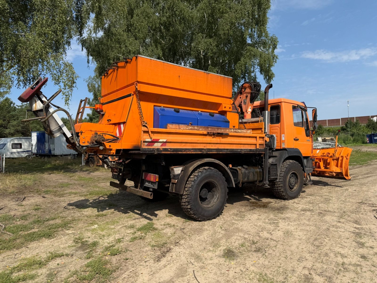 MAN 10.224 Atlas Kran Salzstreuer 4X4 - Самосвал, Автоманипулятор: фото 5 MAN 10.224 Atlas Kran Salzstreuer 4X4 - Самосвал, Автоманипулятор: фото 5