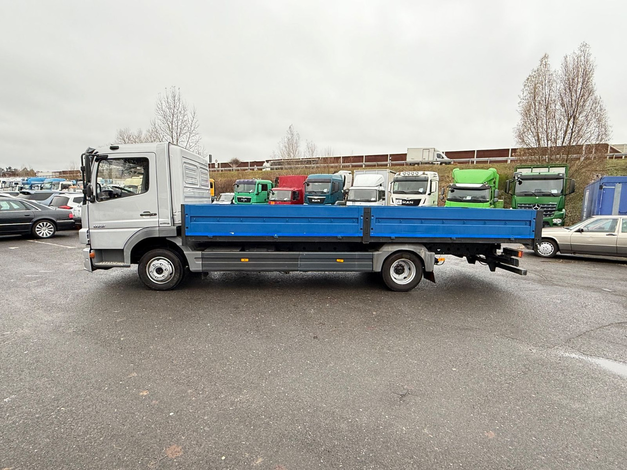 Грузовик бортовой/ Платформа Mercedes-Benz Atego 822 L Klima, Tempomat: фото 6