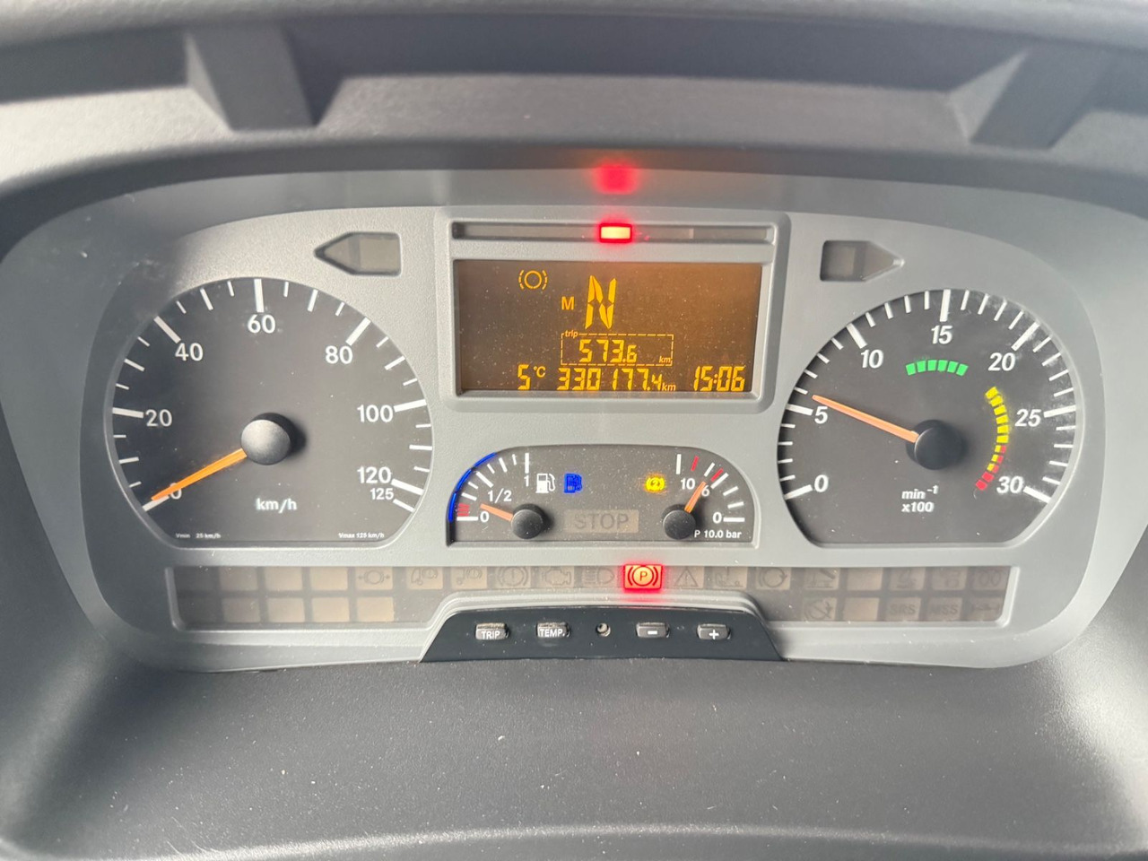 Грузовик бортовой/ Платформа Mercedes-Benz Atego 822 L Klima, Tempomat: фото 13