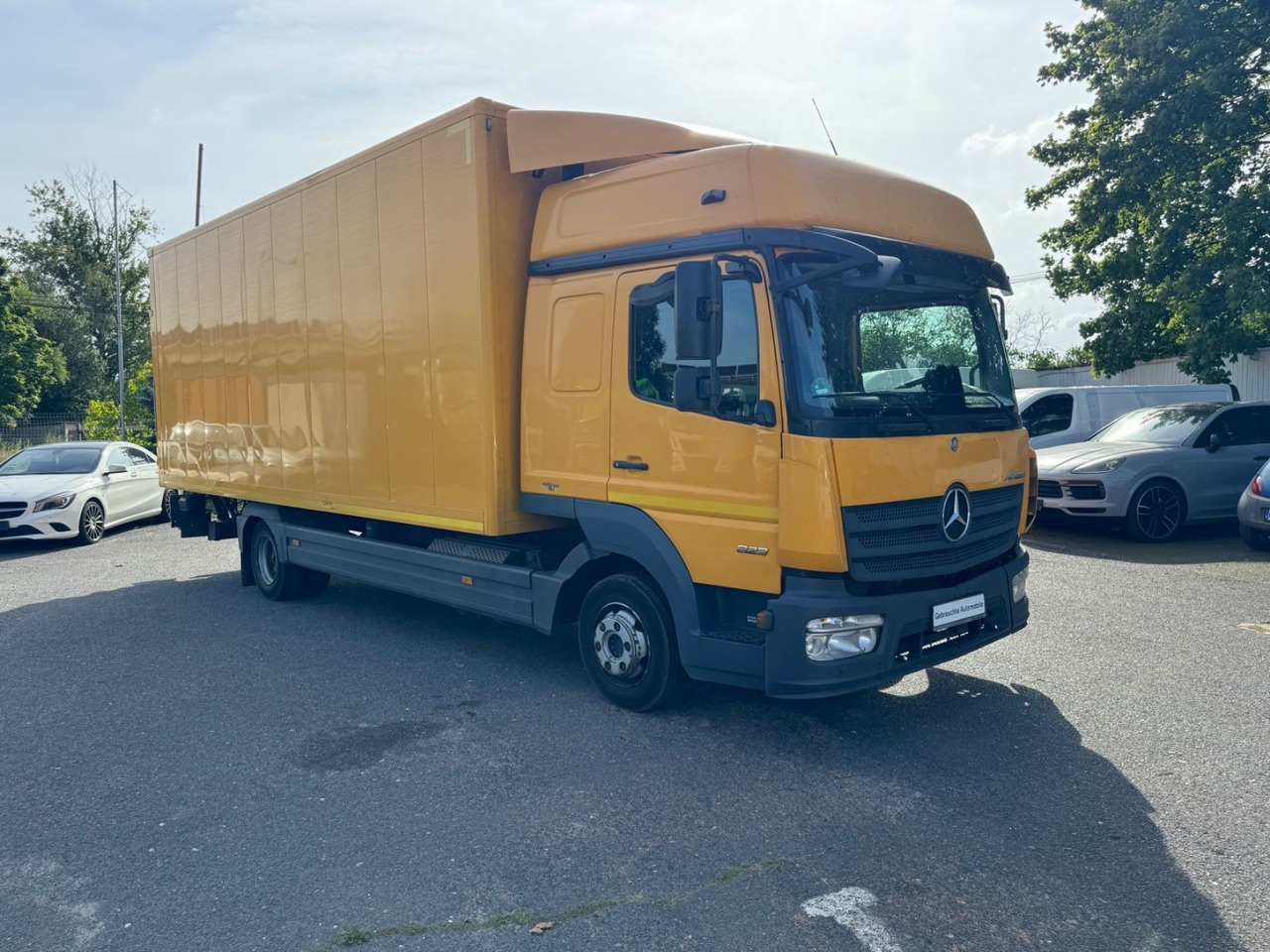 Mercedes-Benz Atego 823 Klima Tempomat - Lbw - Schlafplatz - Грузовик с закрытым кузовом: фото 2 Mercedes-Benz Atego 823 Klima Tempomat - Lbw - Schlafplatz - Грузовик с закрытым кузовом: фото 2