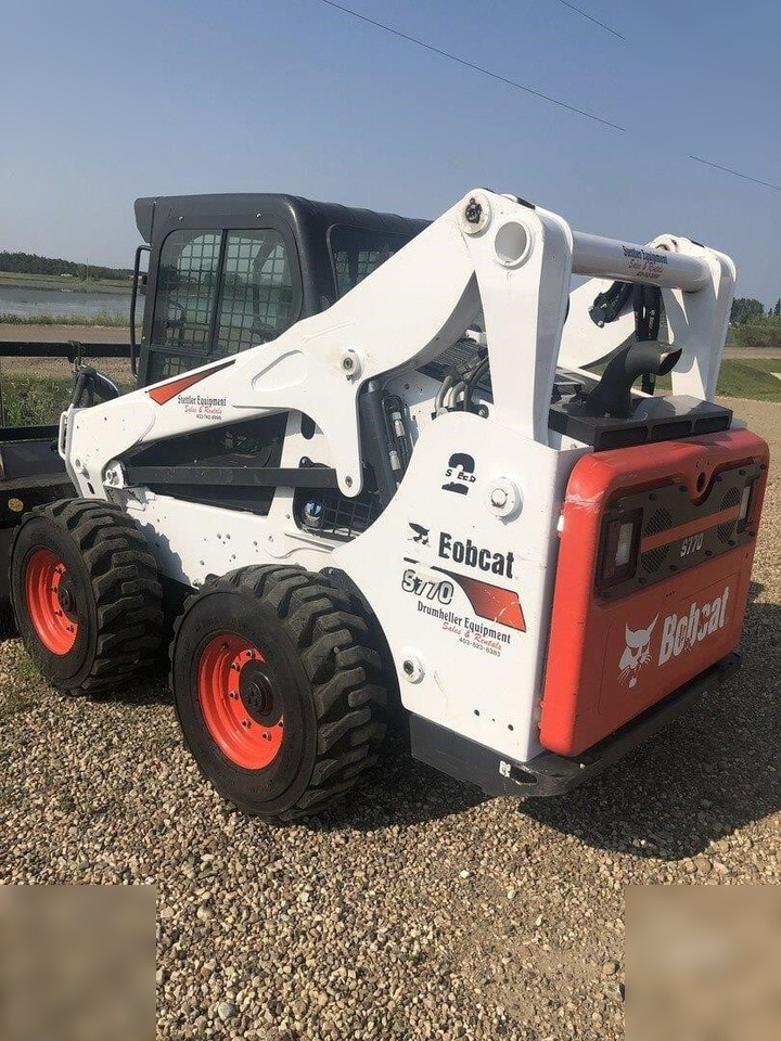 BOBCAT S770 - Мини-погрузчик с бортовым поворотом: фото 3 BOBCAT S770 - Мини-погрузчик с бортовым поворотом: фото 3