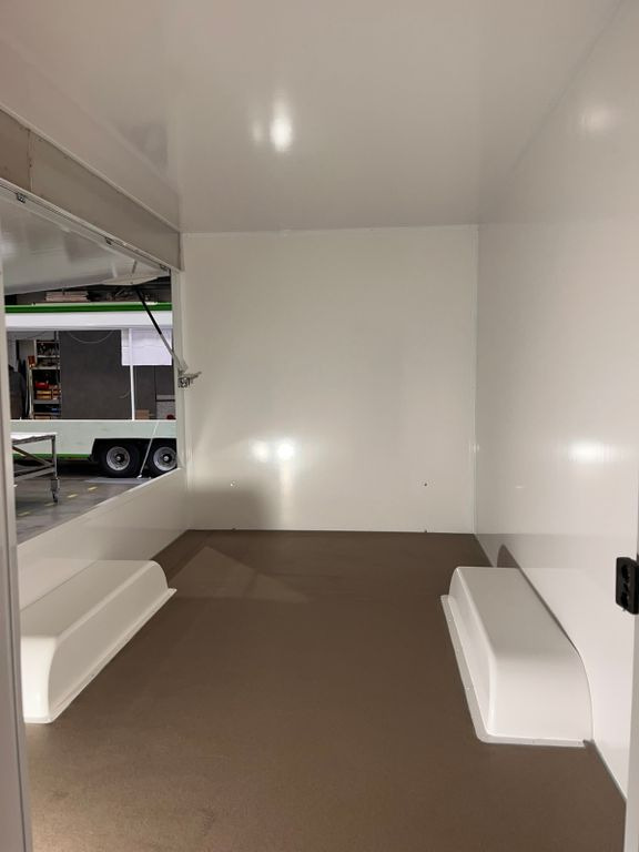 Esselmann Sandwich Anhänger Karello 4.2 Esselmann Sandwich Anhänger Karello 4.2 - Торговый прицеп: фото 5 Esselmann Sandwich Anhänger Karello 4.2 Esselmann Sandwich Anhänger Karello 4.2 - Торговый прицеп: фото 5