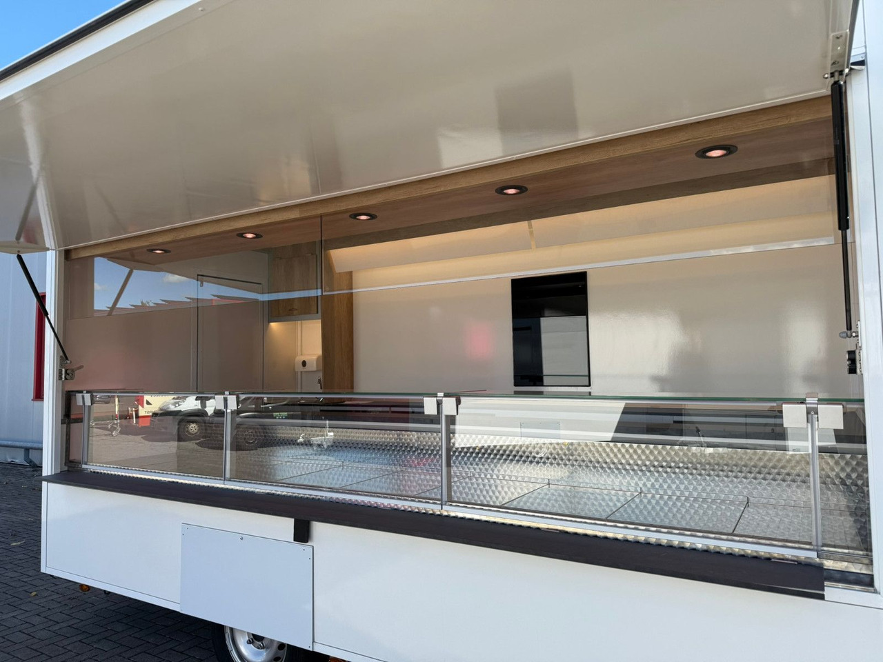 Renault ESSELMANN Verkaufsmobil - Торговый грузовик: фото 3 Renault ESSELMANN Verkaufsmobil - Торговый грузовик: фото 3