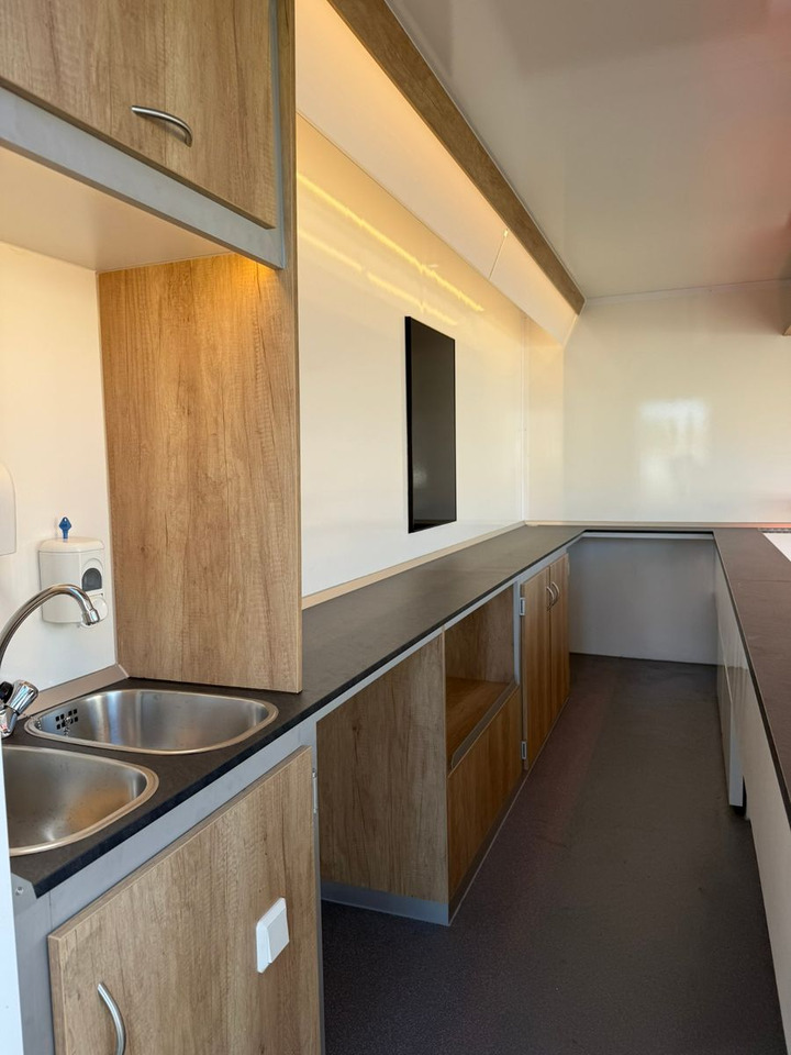 Renault ESSELMANN Verkaufsmobil - Торговый грузовик: фото 5 Renault ESSELMANN Verkaufsmobil - Торговый грузовик: фото 5