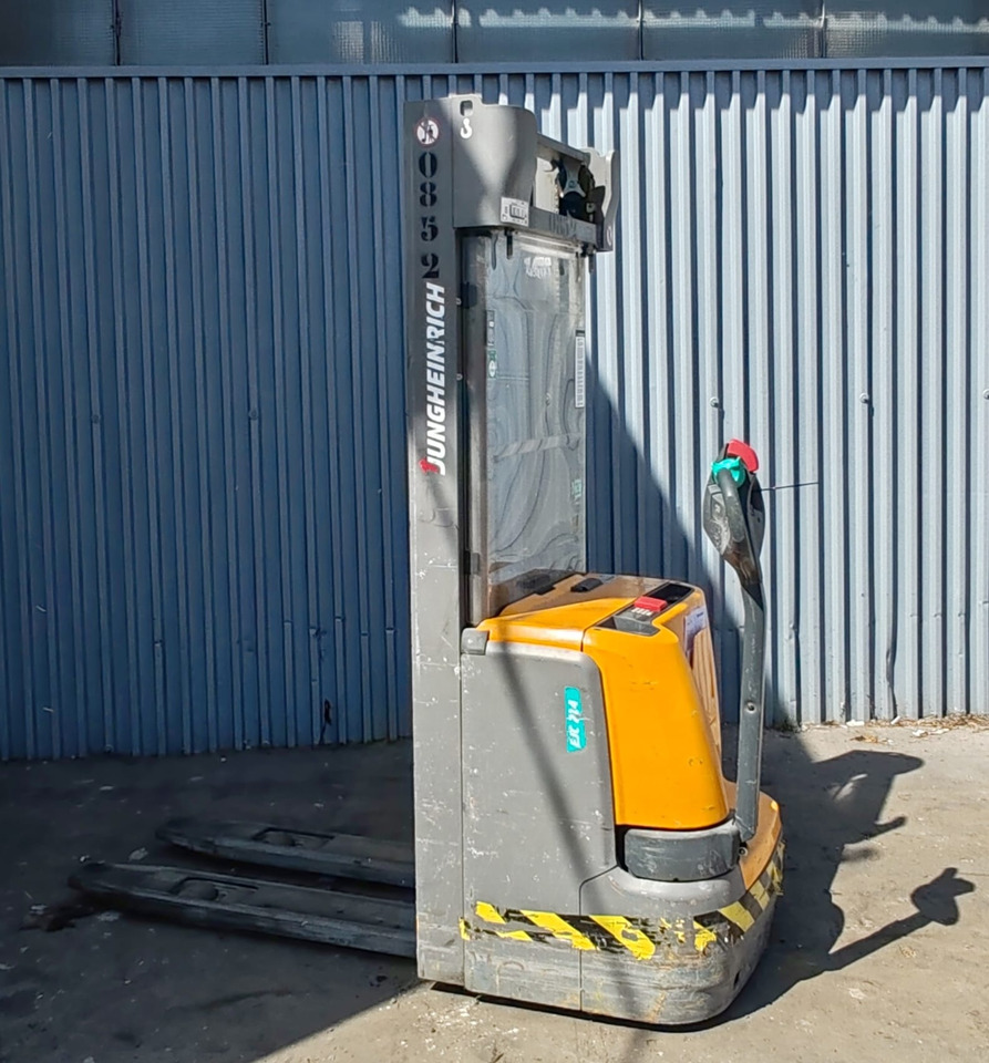 Jungheinrich EJC 214 1.4t/ 3.2m/ 2535mh/ 2018yy - Штабелер: фото 1 Jungheinrich EJC 214 1.4t/ 3.2m/ 2535mh/ 2018yy - Штабелер: фото 1