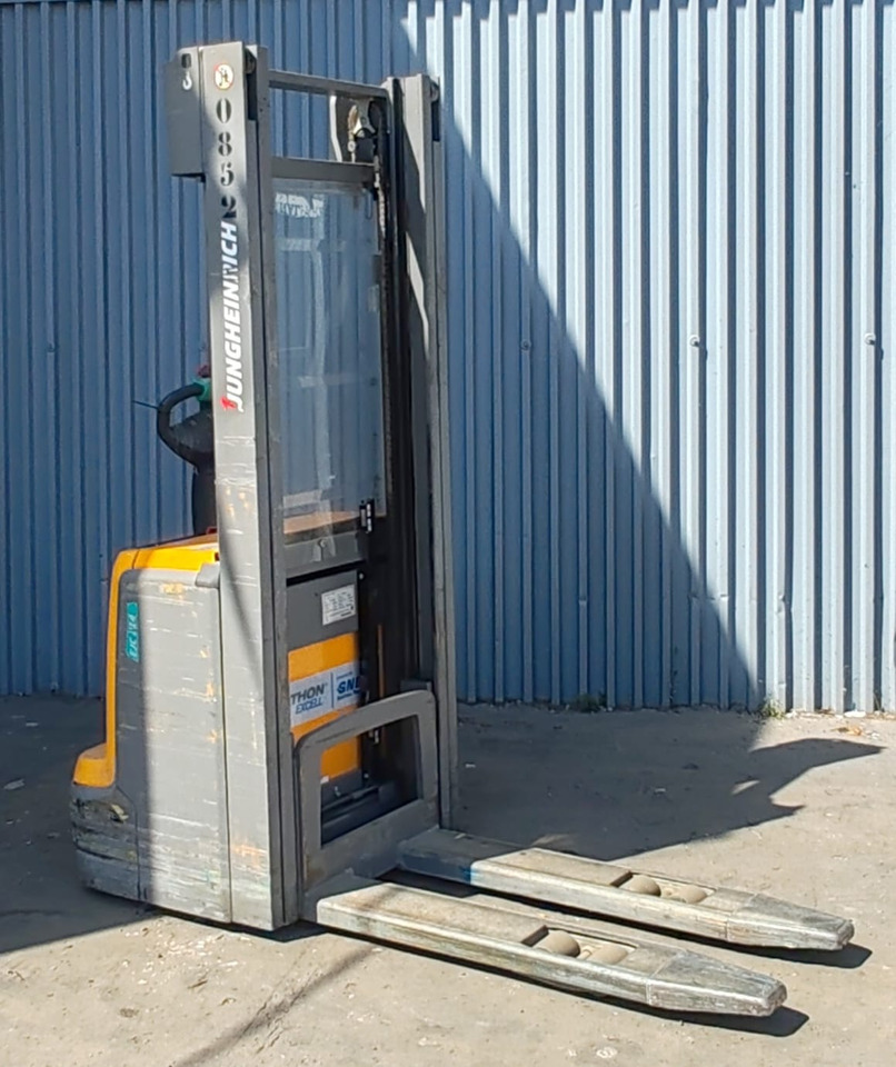 Jungheinrich EJC 214 1.4t/ 3.2m/ 2535mh/ 2018yy - Штабелер: фото 3 Jungheinrich EJC 214 1.4t/ 3.2m/ 2535mh/ 2018yy - Штабелер: фото 3