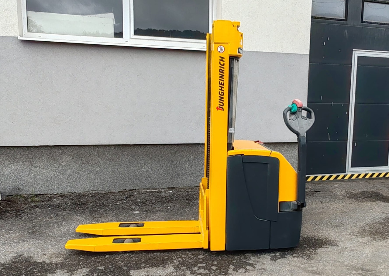 Jungheinrich EJC216 / new paint - Штабелер: фото 1 Jungheinrich EJC216 / new paint - Штабелер: фото 1