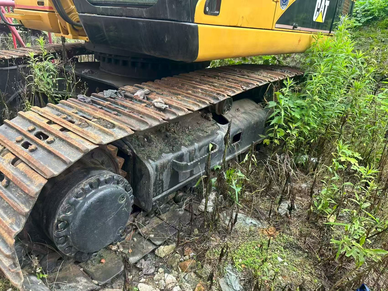 CAT 325CL - Гусеничный экскаватор: фото 3 CAT 325CL - Гусеничный экскаватор: фото 3