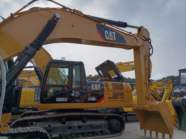 CAT 325D - Гусеничный экскаватор: фото 3 CAT 325D - Гусеничный экскаватор: фото 3