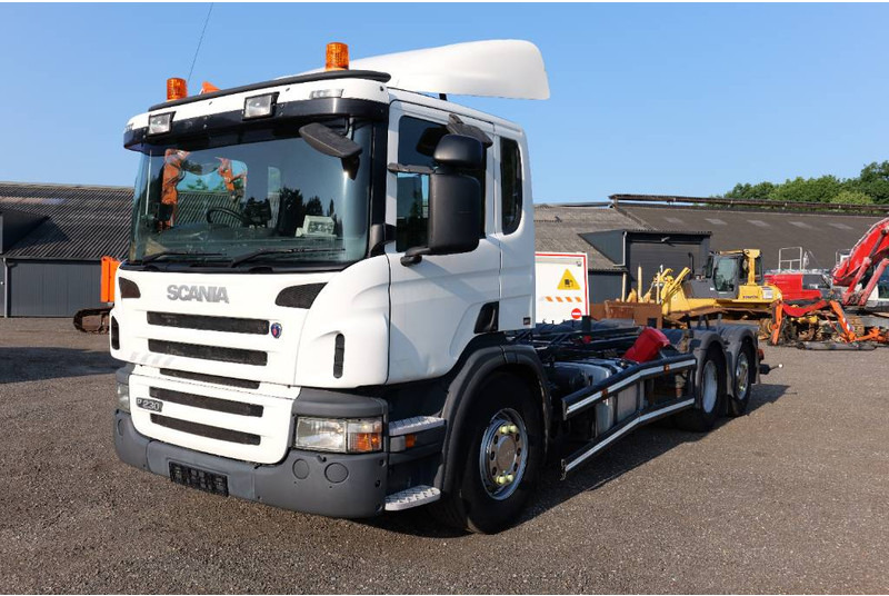Scania P 230 Euro 5 6x2*4 TOP!! Retarder right hand steer - Грузовик-шасси: фото 1 Scania P 230 Euro 5 6x2*4 TOP!! Retarder right hand steer - Грузовик-шасси: фото 1