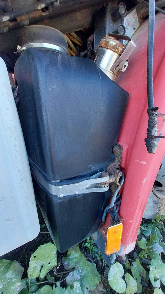 Zbiornik AdBlue IVECO STRALIS 500 - Подготовка топлива: фото 2 Zbiornik AdBlue IVECO STRALIS 500 - Подготовка топлива: фото 2