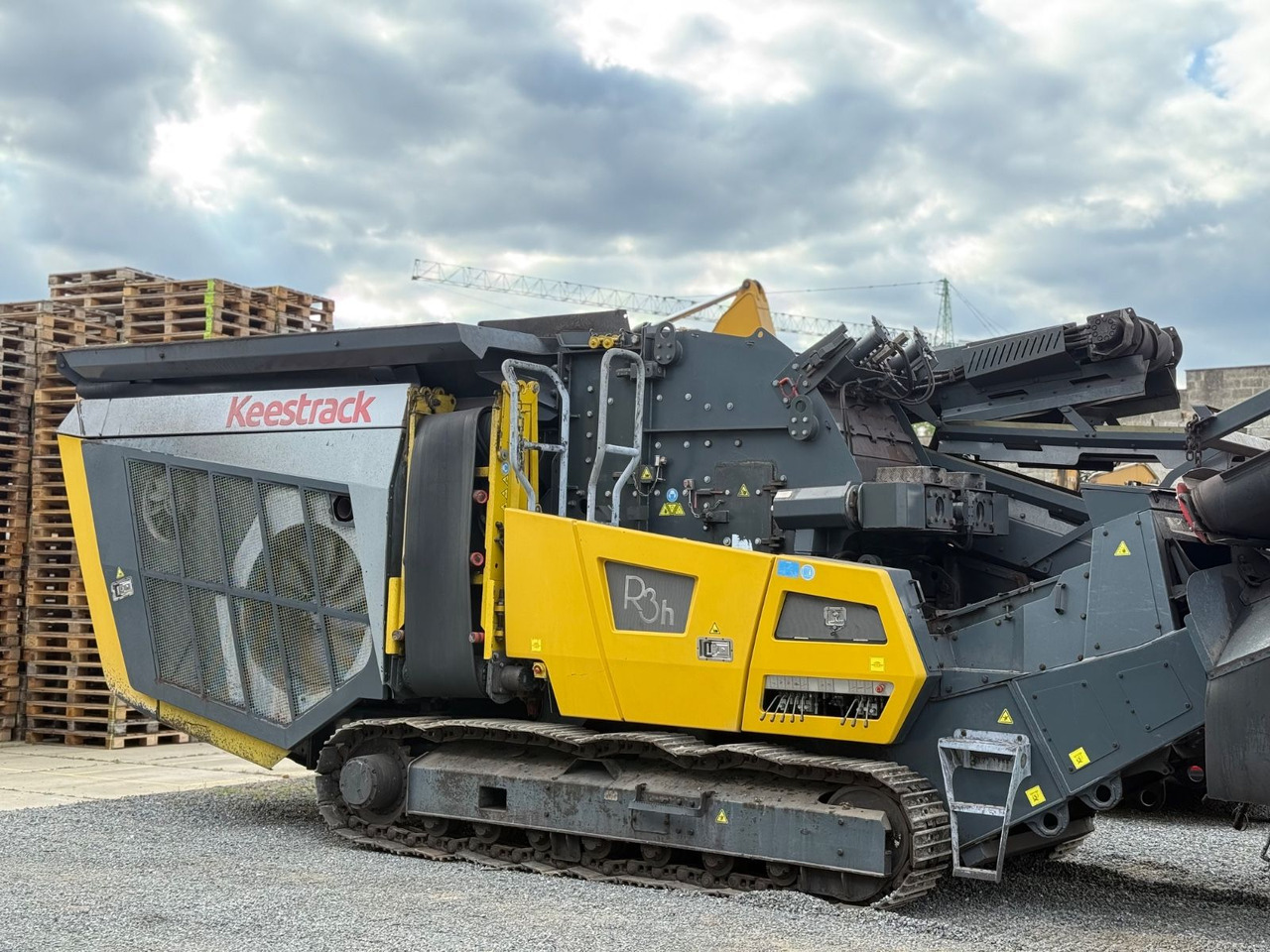 KEESTRACK R3H Mobile Brecheranlage mit Siebmodul в лизинг KEESTRACK R3H Mobile Brecheranlage mit Siebmodul: фото 12 KEESTRACK R3H Mobile Brecheranlage mit Siebmodul в лизинг KEESTRACK R3H Mobile Brecheranlage mit Siebmodul: фото 12