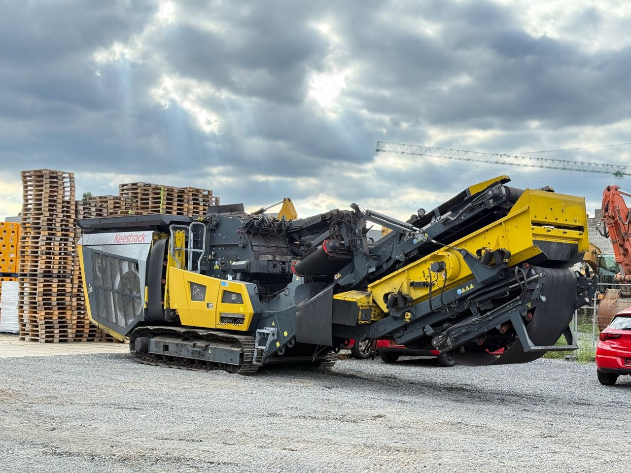 KEESTRACK R3H Mobile Brecheranlage mit Siebmodul в лизинг KEESTRACK R3H Mobile Brecheranlage mit Siebmodul: фото 10 KEESTRACK R3H Mobile Brecheranlage mit Siebmodul в лизинг KEESTRACK R3H Mobile Brecheranlage mit Siebmodul: фото 10