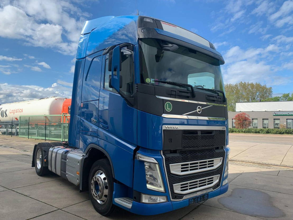 Volvo F Trekkers TE Huur, €595 Zonder Verdere Kosten - Тягач: фото 1 Volvo F Trekkers TE Huur, €595 Zonder Verdere Kosten - Тягач: фото 1