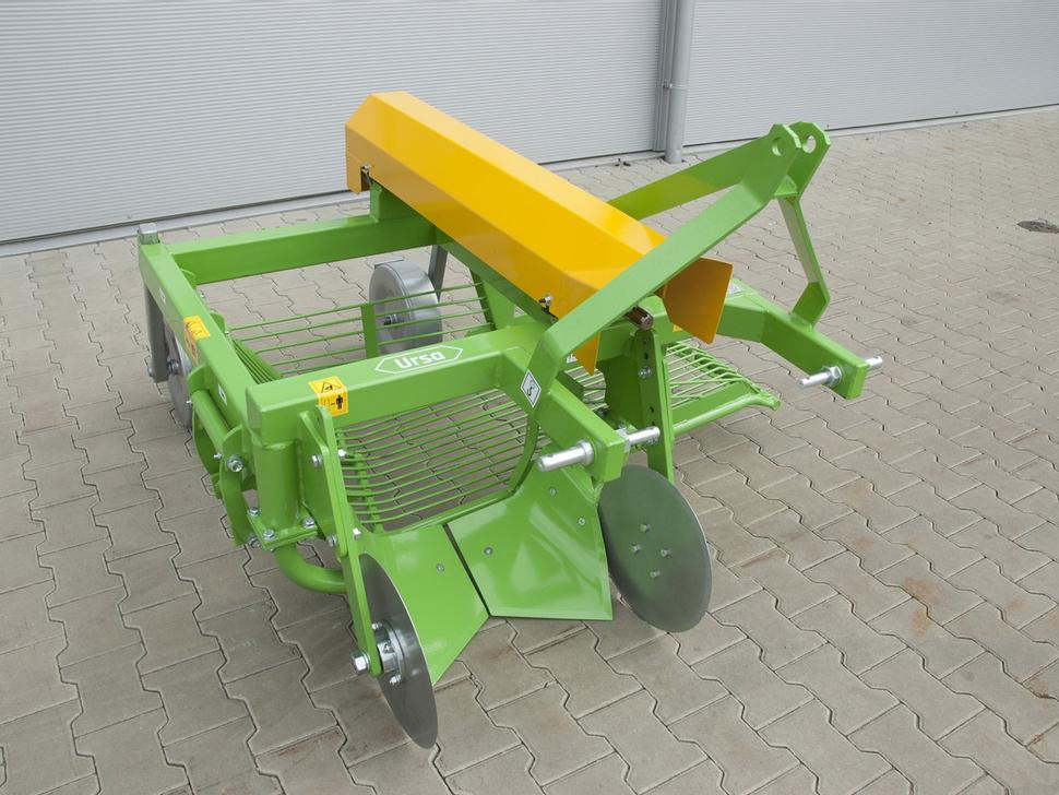 Bomet Siebkettenroder / Potato digger / Arracheuse de pomme de terre / Scavapatate / Однорядная картофельная копалка / Kopaczka do ziemniaków Ursa Z655 - Картофелеуборочный комбайн: фото 4 Bomet Siebkettenroder / Potato digger / Arracheuse de pomme de terre / Scavapatate / Однорядная картофельная копалка / Kopaczka do ziemniaków Ursa Z655 - Картофелеуборочный комбайн: фото 4