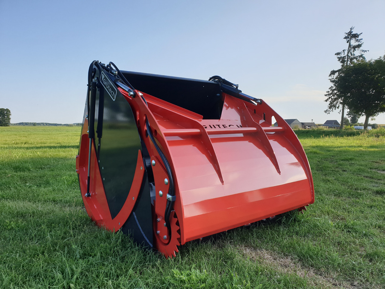 Grutech Futterverteilschaufel / Silage mixer bucket / Godet desileur / Łyżka do zadawania paszy - Техника для силоса: фото 5 Grutech Futterverteilschaufel / Silage mixer bucket / Godet desileur / Łyżka do zadawania paszy - Техника для силоса: фото 5