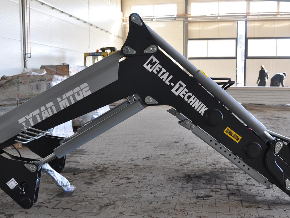 METAL-TECHNIK Frontlader / Front loader / Chargeur frontal / Caricatore frontale / Cargador fronta / Фронтальный погрузчик / Ładowacz czołowy Tytan MT-02 - Фронтальный погрузчик для трактора для Навесного оборудования: фото 5 METAL-TECHNIK Frontlader / Front loader / Chargeur frontal / Caricatore frontale / Cargador fronta / Фронтальный погрузчик / Ładowacz czołowy Tytan MT-02 - Фронтальный погрузчик для трактора для Навесного оборудования: фото 5