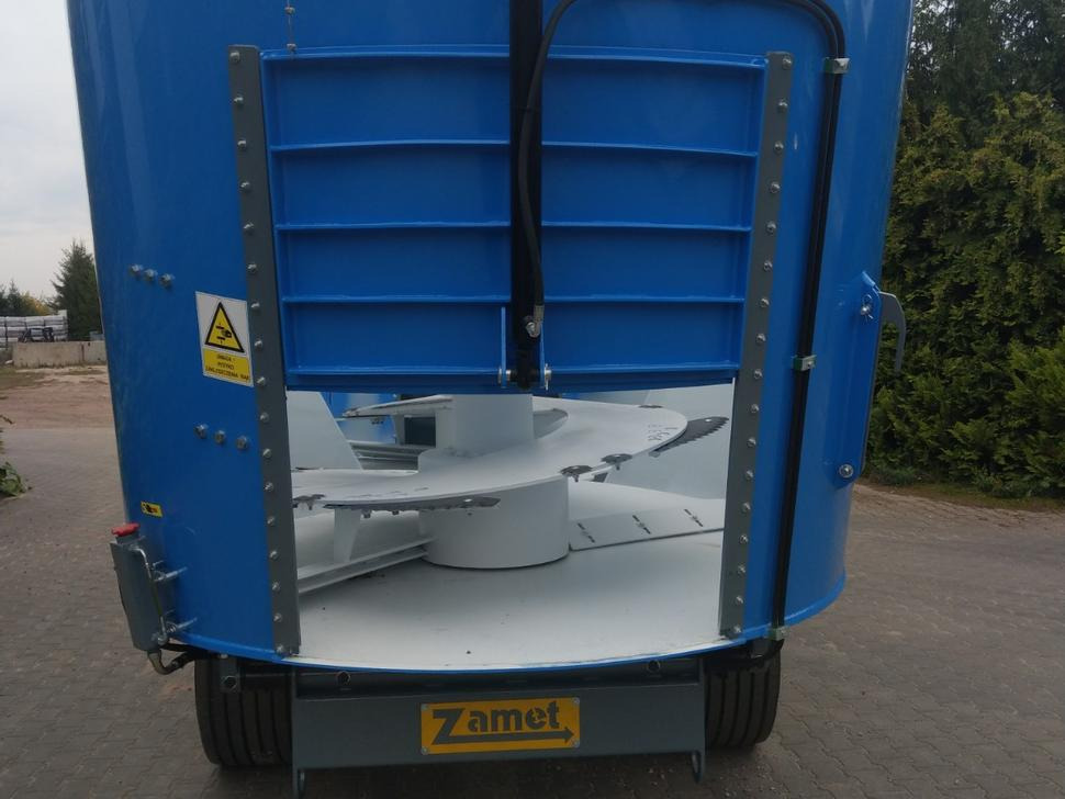 ZAMET Futtermischwagen / Feed mixer / Melangeuse / Carro miscelatore / Vagoneta de alimentación /Кормораздатчик / Wóz paszowy 16 m3 - Кормораздатчик: фото 5 ZAMET Futtermischwagen / Feed mixer / Melangeuse / Carro miscelatore / Vagoneta de alimentación /Кормораздатчик / Wóz paszowy 16 m3 - Кормораздатчик: фото 5