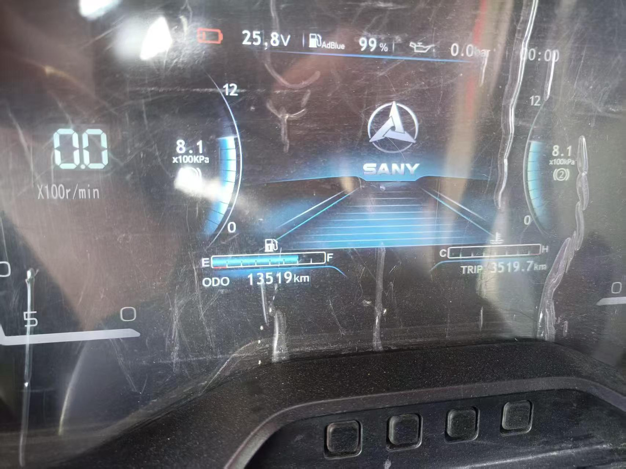 SANY SANY - Вседорожный кран: фото 4 SANY SANY - Вседорожный кран: фото 4