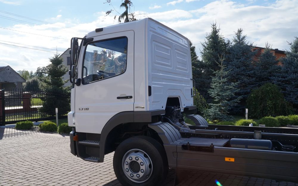 Mercedes-Benz ATEGO 1318 EURO 5 RAMA DO ZABUDOWY MANUAL 1322 - Грузовик-шасси: фото 4 Mercedes-Benz ATEGO 1318 EURO 5 RAMA DO ZABUDOWY MANUAL 1322 - Грузовик-шасси: фото 4