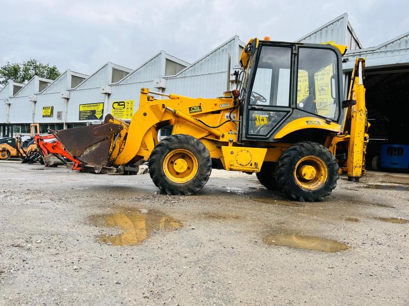 JCB Tractopelle 2CX 5.2T (NET DE TVA) - Экскаватор-погрузчик: фото 2 JCB Tractopelle 2CX 5.2T (NET DE TVA) - Экскаватор-погрузчик: фото 2