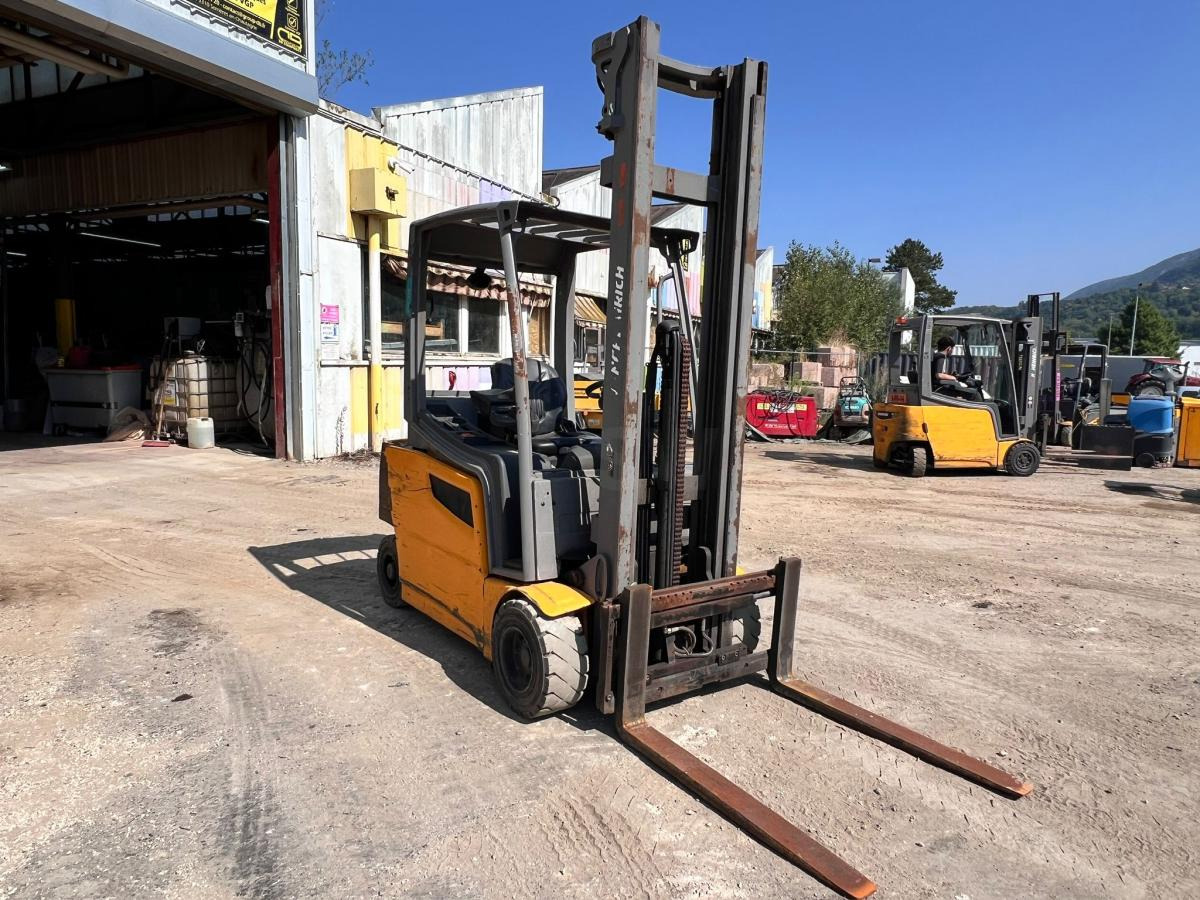Jungheinrich EFG318 400ZZ Chariot élévateur électrique 1,8T - Электропогрузчик: фото 4 Jungheinrich EFG318 400ZZ Chariot élévateur électrique 1,8T - Электропогрузчик: фото 4