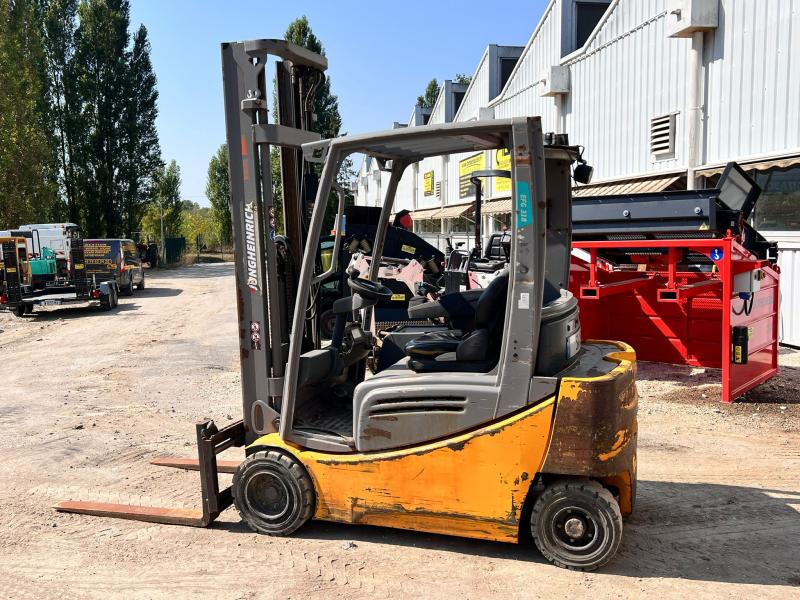 Jungheinrich EFG318 400ZZ Chariot élévateur électrique 1,8T - Электропогрузчик: фото 2 Jungheinrich EFG318 400ZZ Chariot élévateur électrique 1,8T - Электропогрузчик: фото 2