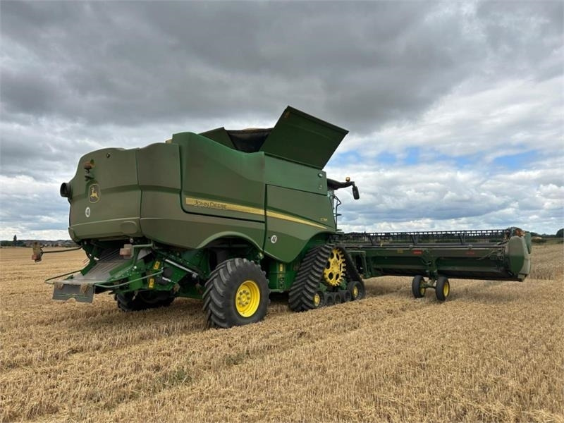 John Deere John Deere S785 4WD c/w 735D Header **Video Below* - Навесное оборудование для комбайна: фото 5 John Deere John Deere S785 4WD c/w 735D Header **Video Below* - Навесное оборудование для комбайна: фото 5