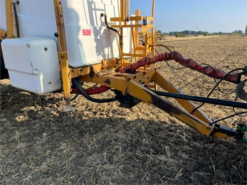 Навесной опрыскиватель Knight 28m 3800L Trailed Sprayer **Video Below**: фото 10