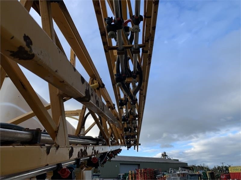 Навесной опрыскиватель Knight 28m 3800L Trailed Sprayer **Video Below**: фото 22