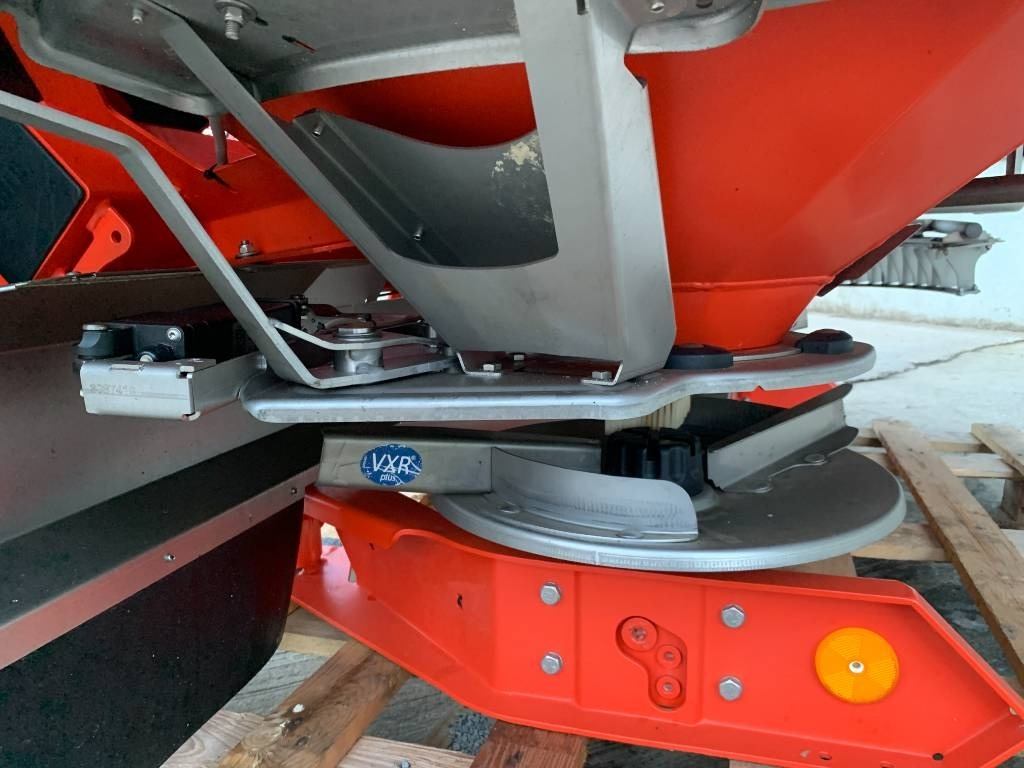 Разбрасыватель удобрений Kuhn 40.2 m-emc Fert Spreader: фото 14