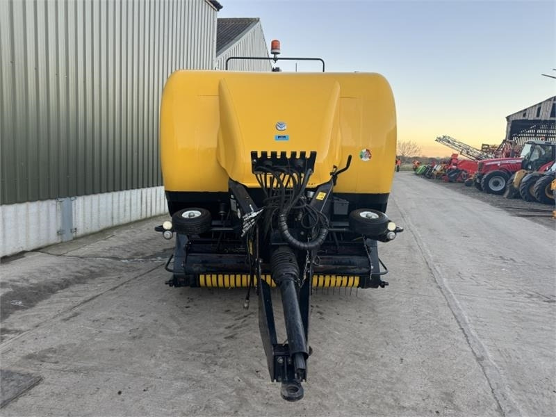 New Holland BB9060 Baler - Пресс-подборщик тюковый: фото 5 New Holland BB9060 Baler - Пресс-подборщик тюковый: фото 5
