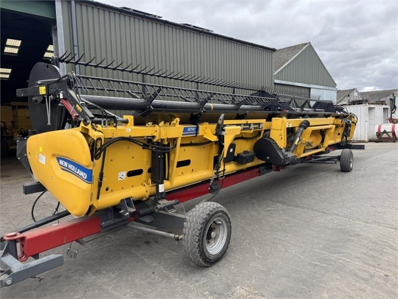 New Holland New Holland 8Z40 Draper Header - Навесное оборудование для комбайна: фото 4 New Holland New Holland 8Z40 Draper Header - Навесное оборудование для комбайна: фото 4
