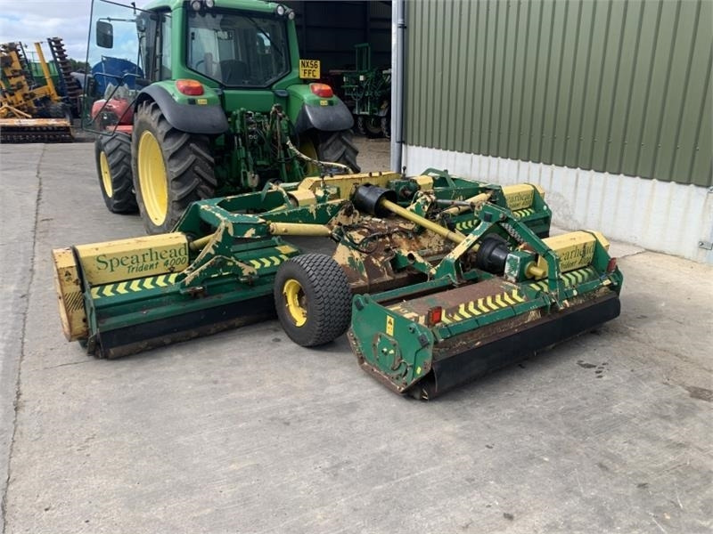 Spearhead Trident 4000 4M Folding Flail Mower - Косилка: фото 1 Spearhead Trident 4000 4M Folding Flail Mower - Косилка: фото 1