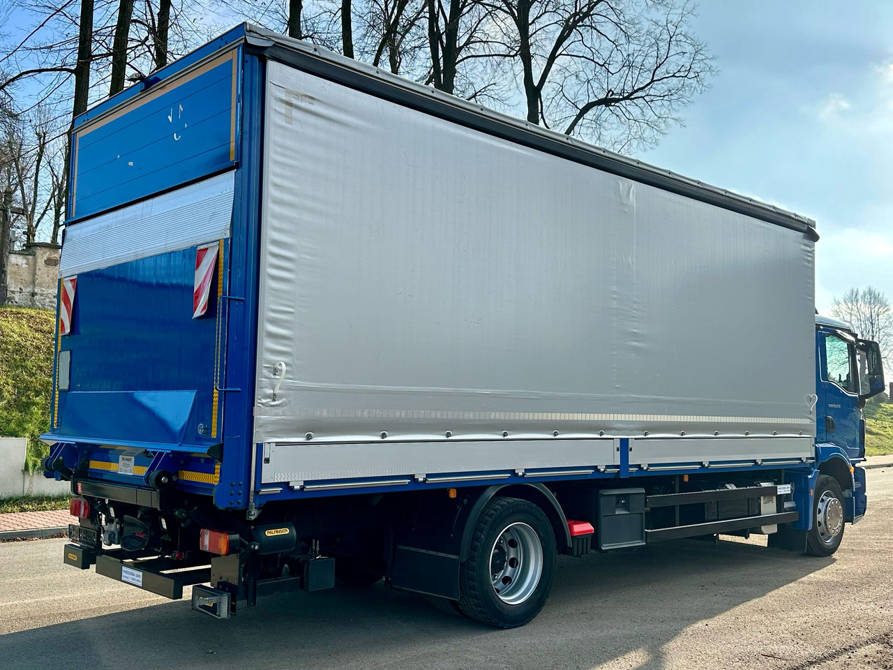 MAN TGM 15.290 / FIRANKA / WINDA / AUTOMAT / 2021 ROK / 18 EUROPALET / 15 T DMC - Тентованный грузовик: фото 3 MAN TGM 15.290 / FIRANKA / WINDA / AUTOMAT / 2021 ROK / 18 EUROPALET / 15 T DMC - Тентованный грузовик: фото 3
