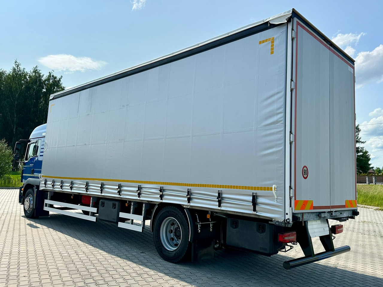 MAN TGM 18.320 / FIRANKA / 20 EUROPALET / 8.3 M DŁUGOŚCI / AUTOMAT / SYPIALKA / 2018 ROK / 9 809 KG ŁADOWNOŚCI - Тентованный грузовик: фото 3 MAN TGM 18.320 / FIRANKA / 20 EUROPALET / 8.3 M DŁUGOŚCI / AUTOMAT / SYPIALKA / 2018 ROK / 9 809 KG ŁADOWNOŚCI - Тентованный грузовик: фото 3