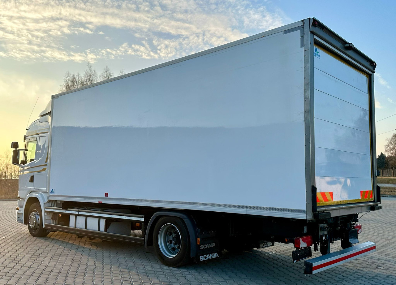SCANIA G360 / IZOTERMA / 6.8 M DŁUGOŚCI / AUTOMAT / CAŁA NA PODUSZKACH / KLIMA POSTOJOWA / ELEKTRYCZNA ROLETA TYŁ / SYPIALKA - Изотермический грузовик: фото 5 SCANIA G360 / IZOTERMA / 6.8 M DŁUGOŚCI / AUTOMAT / CAŁA NA PODUSZKACH / KLIMA POSTOJOWA / ELEKTRYCZNA ROLETA TYŁ / SYPIALKA - Изотермический грузовик: фото 5