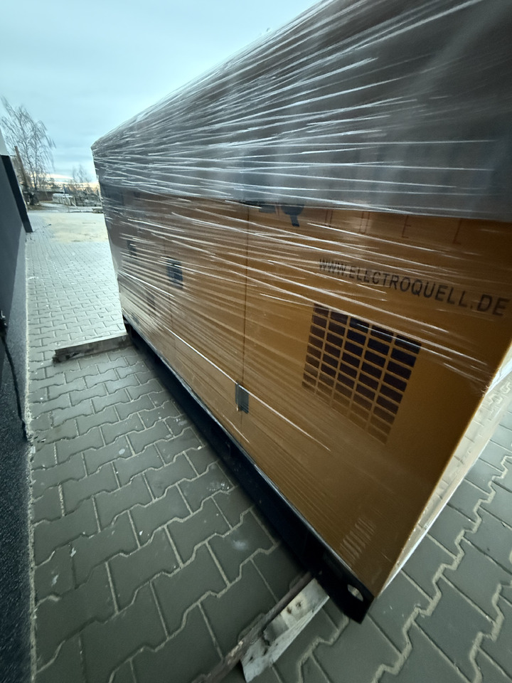 IVECO 80 kVA / 65 kW - Электрогенератор: фото 3 IVECO 80 kVA / 65 kW - Электрогенератор: фото 3