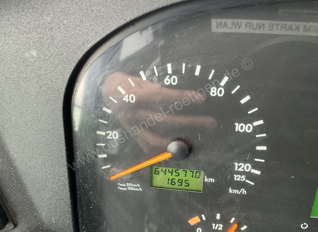 Пригородный автобус Mercedes-Benz O 350 Tourismo RH-M: фото 20 Пригородный автобус Mercedes-Benz O 350 Tourismo RH-M: фото 20