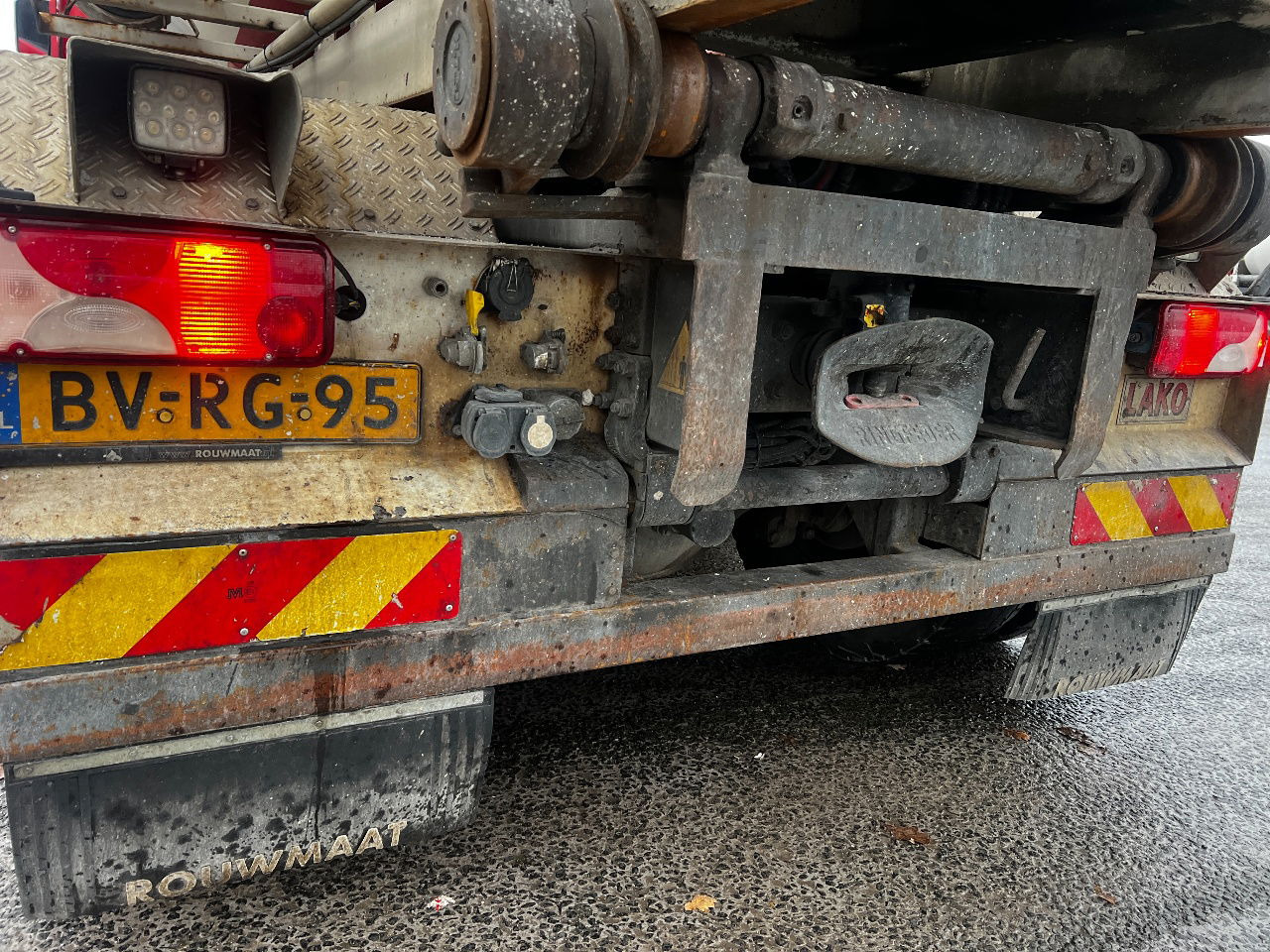 Scania G420 8x4 Liebherr 10m3 mixer met eigen motor - Автобетоносмеситель: фото 5 Scania G420 8x4 Liebherr 10m3 mixer met eigen motor - Автобетоносмеситель: фото 5