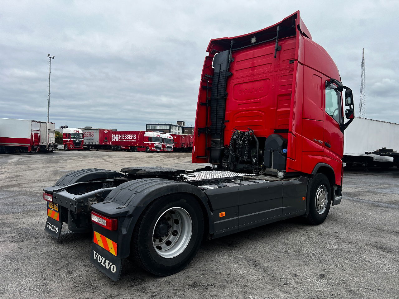Volvo FH 460 Globe, Hydraulic, Euro 6 - Тягач: фото 3 Volvo FH 460 Globe, Hydraulic, Euro 6 - Тягач: фото 3