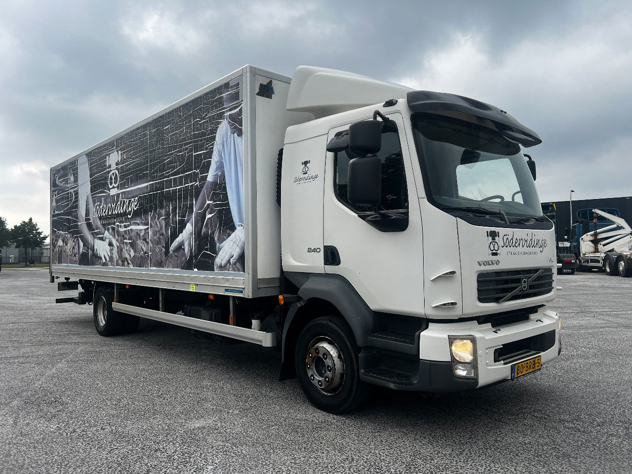 Volvo FL 12.240 Euro 5, NL truck - Грузовик с закрытым кузовом: фото 2 Volvo FL 12.240 Euro 5, NL truck - Грузовик с закрытым кузовом: фото 2