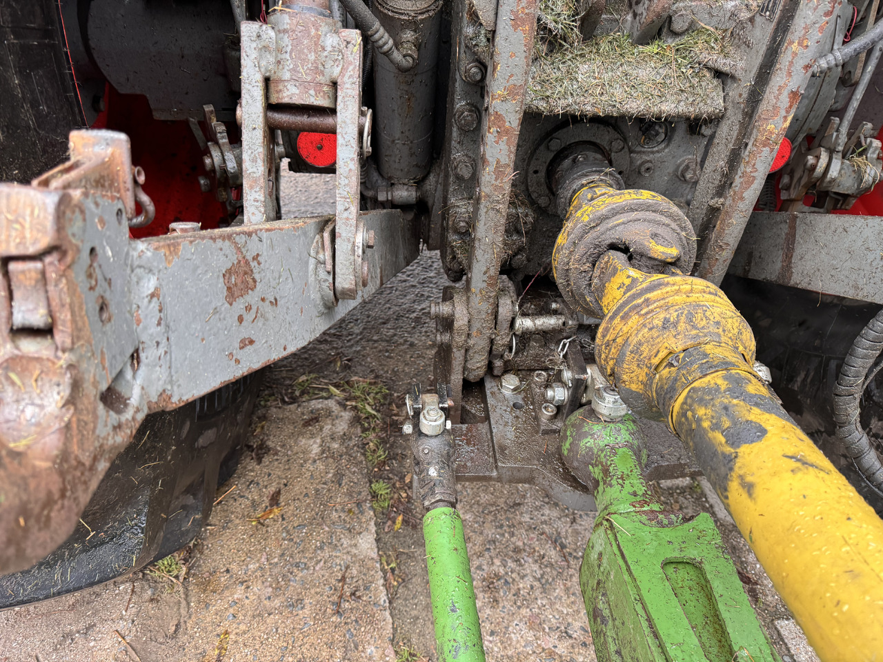 Самозагружающийся прицеп KRONE MX 350 GL: фото 8 Самозагружающийся прицеп KRONE MX 350 GL: фото 8