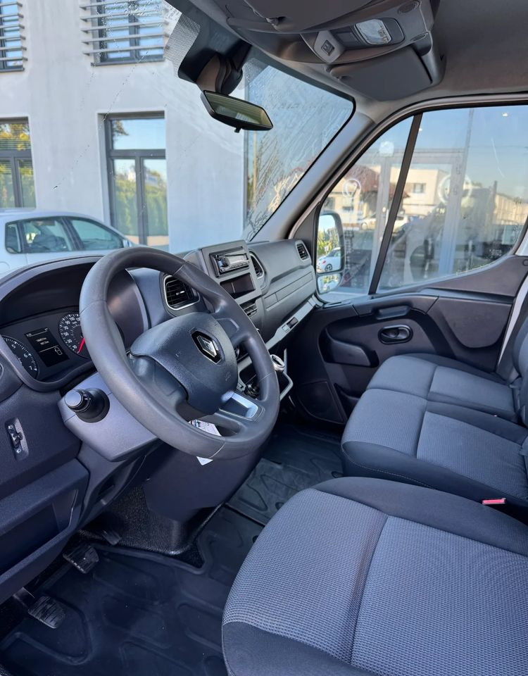 Малотоннажный бортовой грузовик Renault Master: фото 10