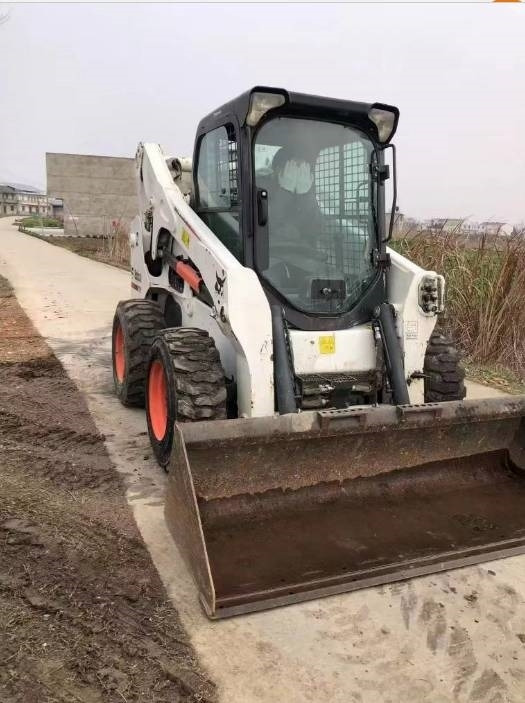 Bobcat S 770 - Мини-погрузчик с бортовым поворотом: фото 3 Bobcat S 770 - Мини-погрузчик с бортовым поворотом: фото 3