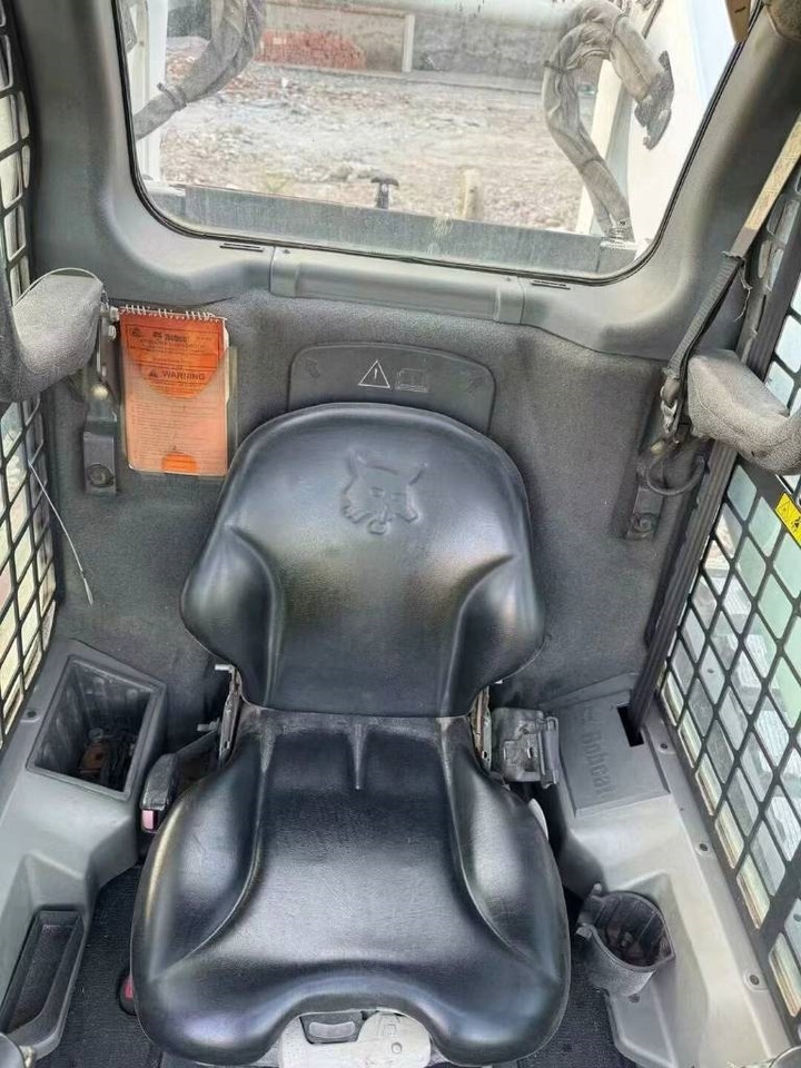 Bobcat T 770 - Мини-погрузчик с бортовым поворотом: фото 5 Bobcat T 770 - Мини-погрузчик с бортовым поворотом: фото 5