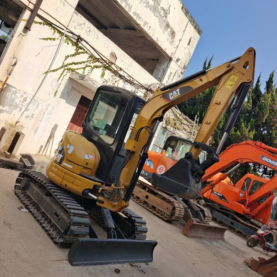 CAT 303 CR - Мини-экскаватор: фото 5 CAT 303 CR - Мини-экскаватор: фото 5