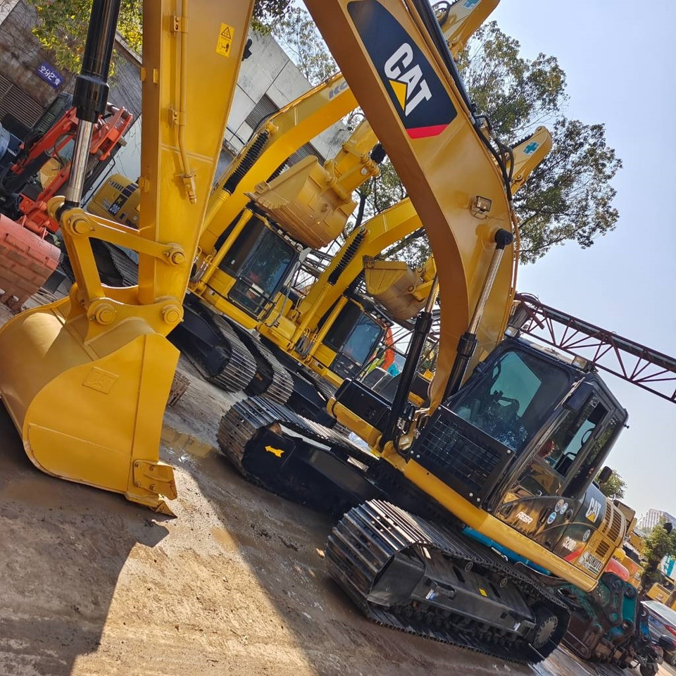 CAT 320D2 - Гусеничный экскаватор: фото 4 CAT 320D2 - Гусеничный экскаватор: фото 4